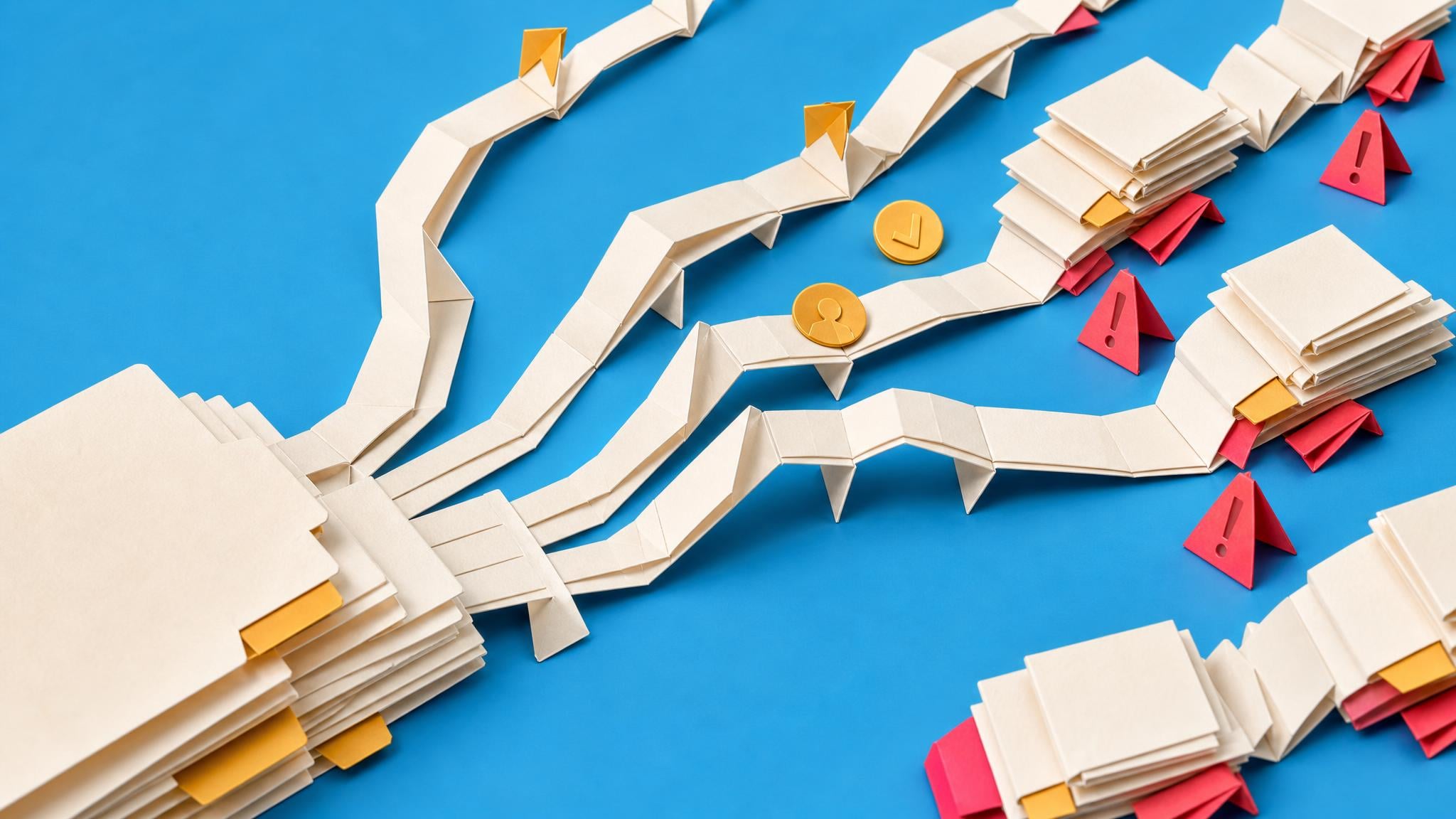 Claude Projects shift from folders to always-on multi-thread work